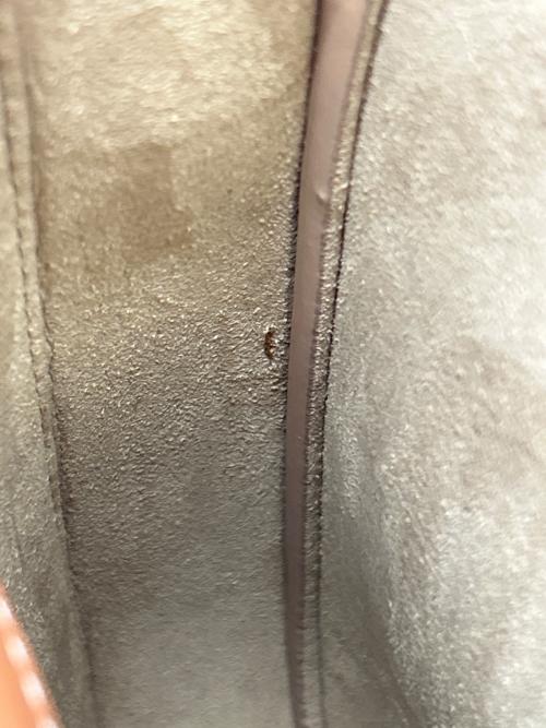 MCM（エムシーエム）MCM (エムシーエム) ロゴメタルチェーンショルダー キャメルの古着・服飾アイテム