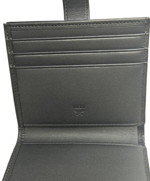 MCM（エムシーエム）MCM (エムシーエム) 2つ折り財布 ブラックの古着・服飾アイテム