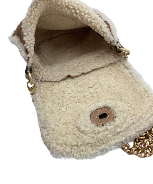 UGG（アグ）UGG (アグ) チェーンショルダーバッグ ブラウンの古着・服飾アイテム