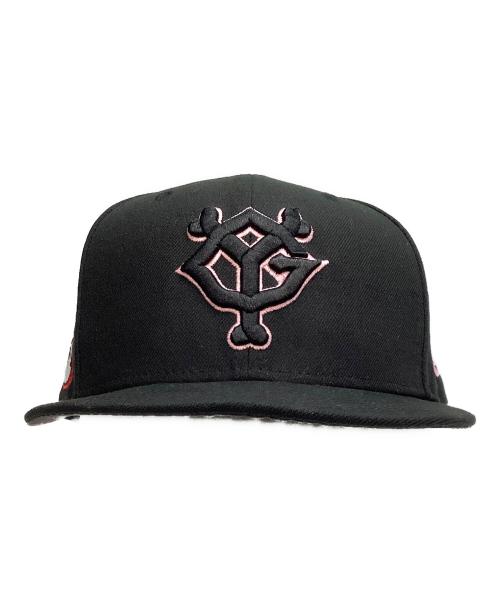 New Era（ニューエラ）New Era (ニューエラ) 鬼滅の刃 (キメツノヤイバ) 読売ジャイアンツ (ヨミウリジャイアンツ) ジャイアンツ 竈門禰豆子キャップ ブラック サイズ:MEDIUM/LARGEの古着・服飾アイテム