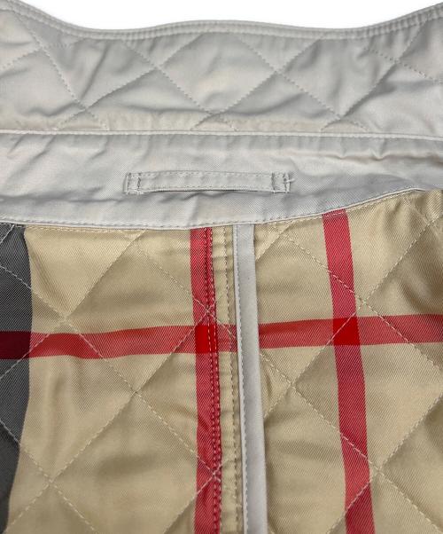 BURBERRY LONDON（バーバリーロンドン）BURBERRY LONDON (バーバリーロンドン) キルティングジャケット ベージュ サイズ:38の古着・服飾アイテム