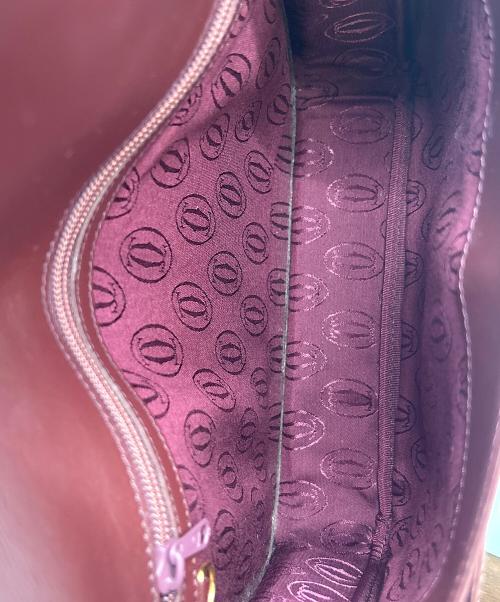 Cartier（カルティエ）Cartier (カルティエ) ショルダーバッグ マストライン ボルドーの古着・服飾アイテム