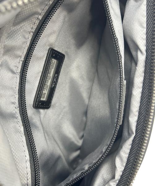 TUMI（トゥミ）TUMI (トゥミ) ウエストバッグ DEVOE ブラックの古着・服飾アイテム