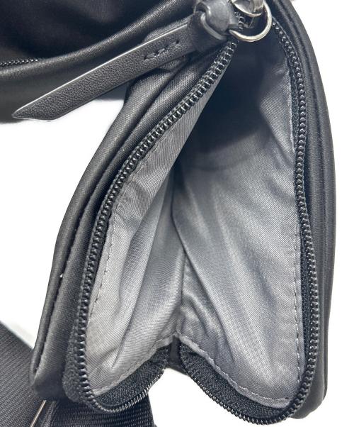 TUMI（トゥミ）TUMI (トゥミ) ウエストバッグ DEVOE ブラックの古着・服飾アイテム
