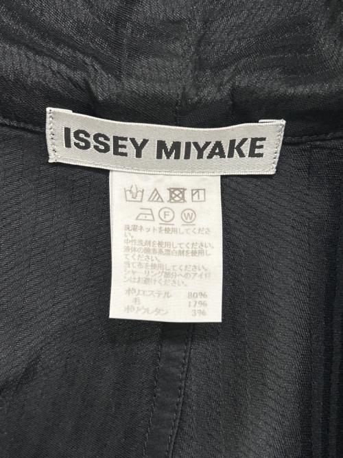 ISSEY MIYAKE（イッセイミヤケ）ISSEY MIYAKE (イッセイミヤケ) ジャケット ブラック サイズ:2の古着・服飾アイテム