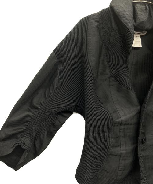 ISSEY MIYAKE（イッセイミヤケ）ISSEY MIYAKE (イッセイミヤケ) ジャケット ブラック サイズ:2の古着・服飾アイテム