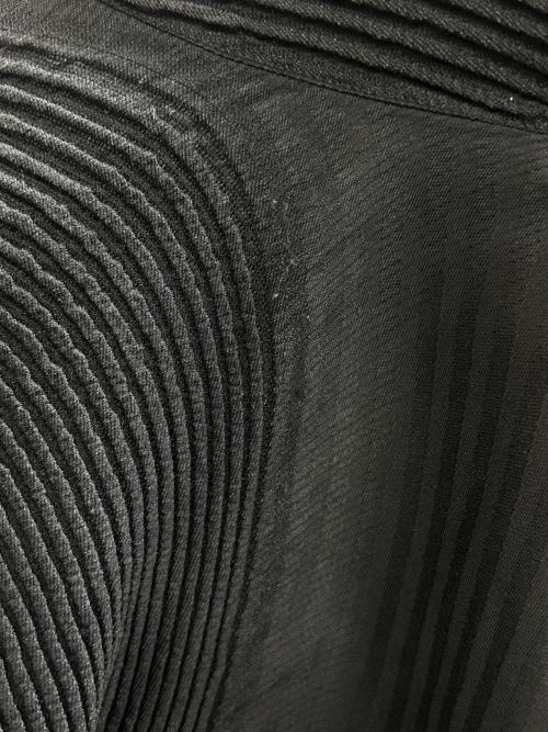 ISSEY MIYAKE（イッセイミヤケ）ISSEY MIYAKE (イッセイミヤケ) ジャケット ブラック サイズ:2の古着・服飾アイテム