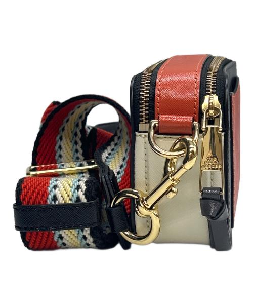 MARC JACOBS（マークジェイコブス）MARC JACOBS (マークジェイコブス) ショルダーバッグ スナップショット ネイビー×オレンジの古着・服飾アイテム
