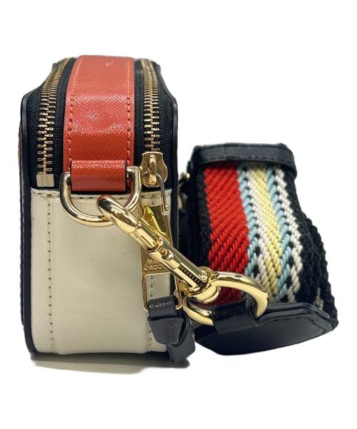 MARC JACOBS（マークジェイコブス）MARC JACOBS (マークジェイコブス) ショルダーバッグ スナップショット ネイビー×オレンジの古着・服飾アイテム
