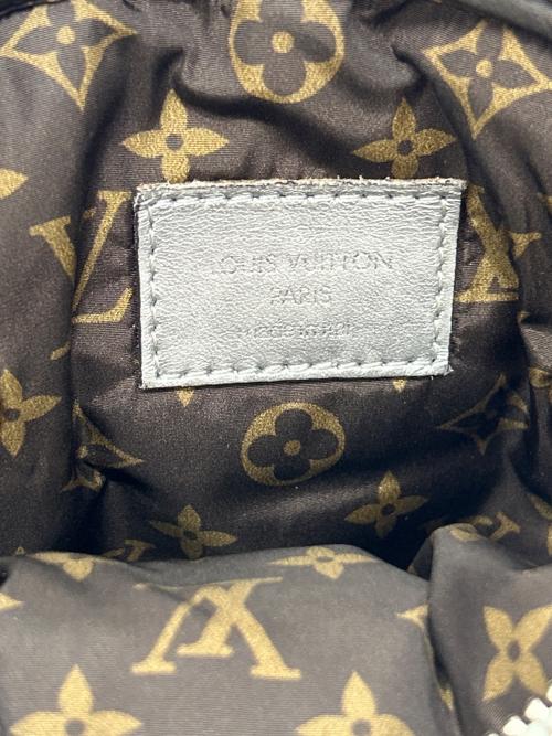 LOUIS VUITTON（ルイ ヴィトン）LOUIS VUITTON (ルイ ヴィトン) ショルダーポーチ ピロー フォンポーチ ホワイトの古着・服飾アイテム