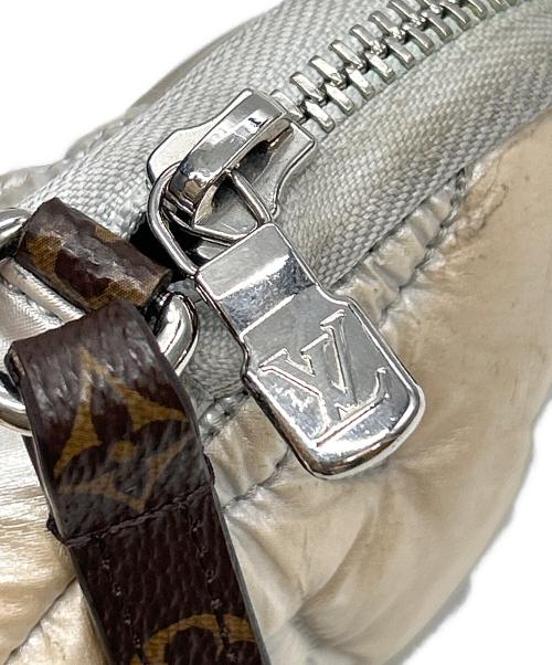 LOUIS VUITTON（ルイ ヴィトン）LOUIS VUITTON (ルイ ヴィトン) ショルダーポーチ ピロー フォンポーチ ホワイトの古着・服飾アイテム