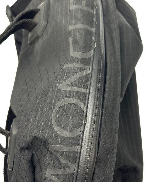 MONCLER（モンクレール）MONCLER (モンクレール) ボディーバッグ ALCHEMY BELT BAG ブラックの古着・服飾アイテム