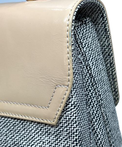 LOEWE（ロエベ）LOEWE (ロエベ) ツイストハンドバッグ ベラスケス 2WAY ホワイト×グレーの古着・服飾アイテム