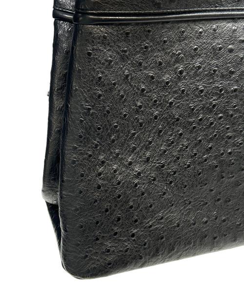 VERSACE（ヴェルサーチェ）VERSACE (ヴェルサーチェ) オーストリッチ型押しレザーバッグ ブラックの古着・服飾アイテム
