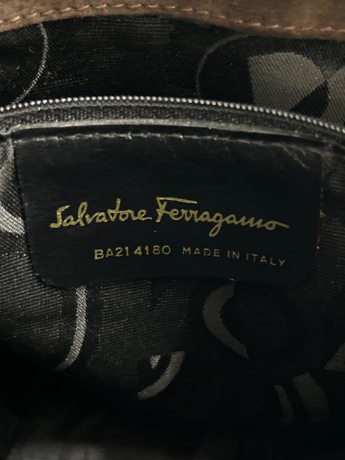 Salvatore Ferragamo（サルヴァトーレ フェラガモ）Salvatore Ferragamo (サルヴァトーレ フェラガモ) バケットバッグ ヴァラリボン  ブラウンの古着・服飾アイテム