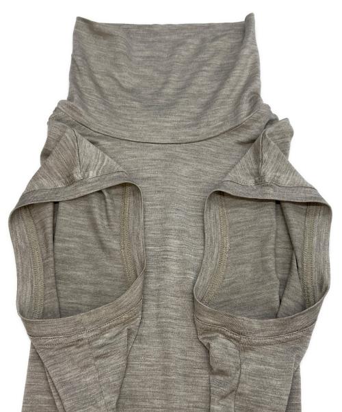 HERMES（エルメス）HERMES (エルメス) ハイネックノースリーブカットソー グレー サイズ:40の古着・服飾アイテム