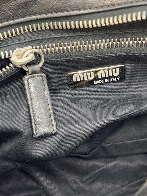 MIU MIU（ミュウミュウ）MIU MIU (ミュウミュウ) ワンショルダーバッグ ブラックの古着・服飾アイテム