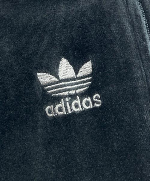 adidas（アディダス）adidas (アディダス) ベロアトラックパンツ ブラック サイズ:Lの古着・服飾アイテム