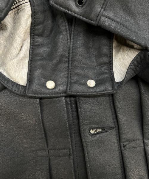 JUNYA WATANABE COMME des GARCONS（ジュンヤワタナベ コムデギャルソン）JUNYA WATANABE COMME des GARCONS (ジュンヤワタナベ コムデギャルソン) LEVI'S (リーバイス) LEVI'S 1st モデル フェイクレザージャケット ブラック サイズ:Sの古着・服飾アイテム