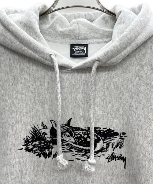 stussy（ステューシー）stussy (ステューシー) パーカー ライトグレー サイズ:Mの古着・服飾アイテム