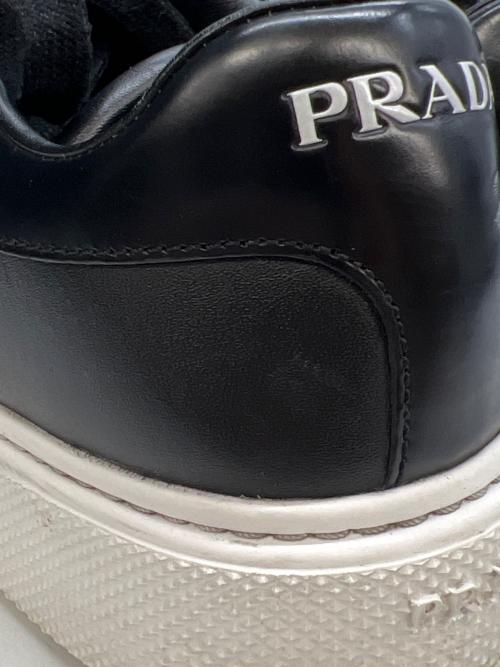 PRADA（プラダ）PRADA (プラダ) ローカットスニーカー ブラック サイズ:37の古着・服飾アイテム