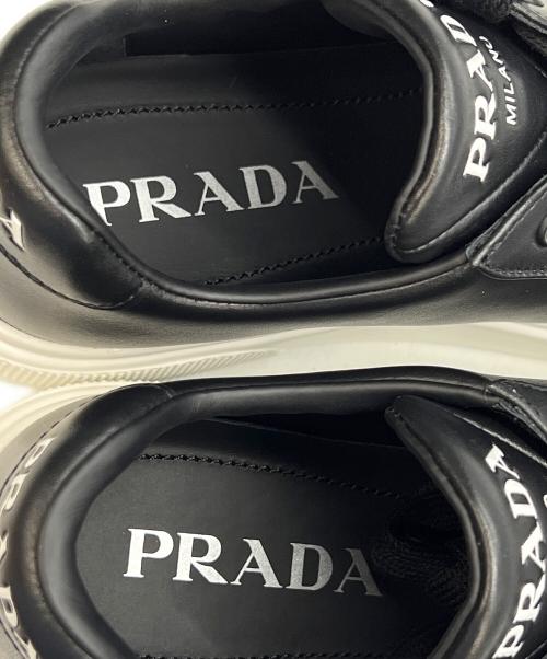 PRADA（プラダ）PRADA (プラダ) ローカットスニーカー ブラック サイズ:37の古着・服飾アイテム