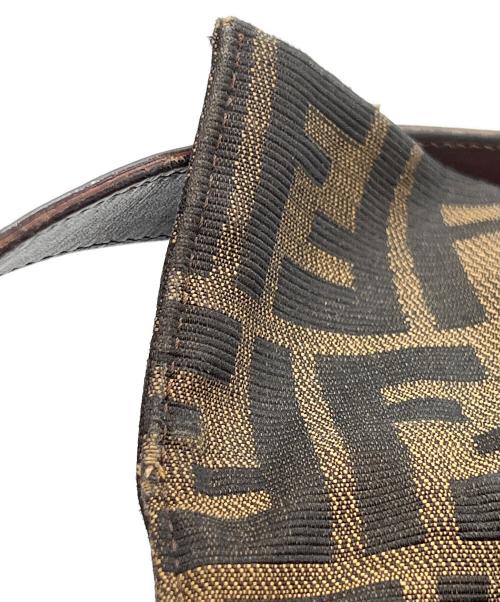 FENDI（フェンディ）FENDI (フェンディ) マンマバケット カーキ×ブラックの古着・服飾アイテム