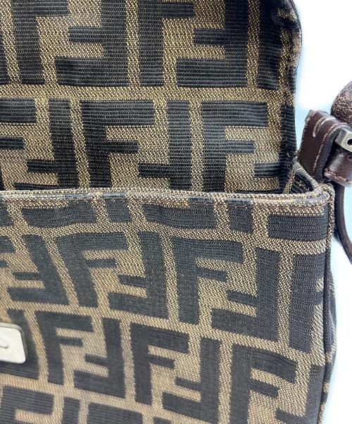 FENDI（フェンディ）FENDI (フェンディ) マンマバケット カーキ×ブラックの古着・服飾アイテム