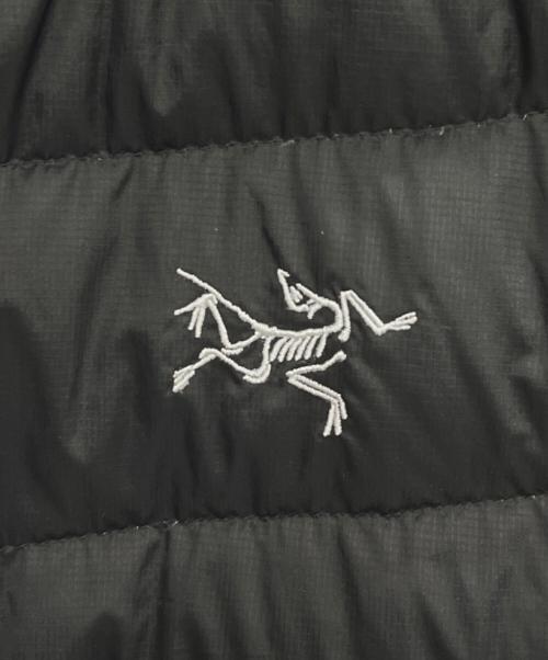 ARC'TERYX（アークテリクス）ARC'TERYX (アークテリクス) ダウンジャケット ブラック サイズ:Sの古着・服飾アイテム
