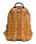 MCM (エムシーエム) Stark サイドスタッズ バックパック ブラウン：50000円