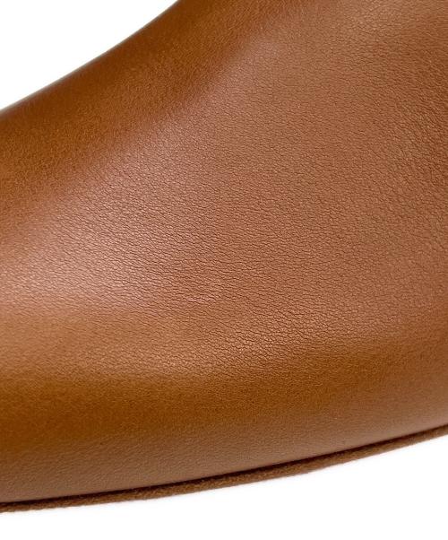 Christian Louboutin（クリスチャン・ルブタン）Christian Louboutin (クリスチャン・ルブタン) サイドジップブーツ ZIPTOTAL 55 ベージュ サイズ:36 1/2の古着・服飾アイテム
