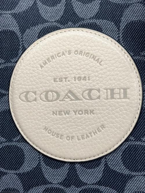 COACH（コーチ）COACH (コーチ) 2WAYバッグ デンプシー キャリーオール ホワイト×グレーの古着・服飾アイテム