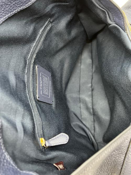 COACH（コーチ）COACH (コーチ) トートバッグ ペブルレザー ハリー ロゴ ネイビーの古着・服飾アイテム