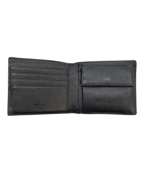 PRADA（プラダ）PRADA (プラダ) 2つ折り財布 SAFFIANO NEROの古着・服飾アイテム