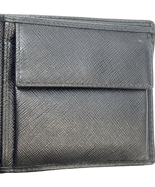 PRADA（プラダ）PRADA (プラダ) 2つ折り財布 SAFFIANO NEROの古着・服飾アイテム