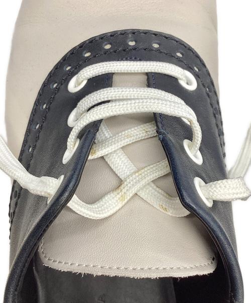 BOTTEGA VENETA（ボッテガベネタ）BOTTEGA VENETA (ボッテガベネタ) サドルシューズ ベージュ×ネイビー サイズ:41の古着・服飾アイテム