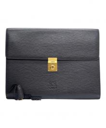 LOEWE（ロエベ）の古着「セカンドバッグ」｜ブラック