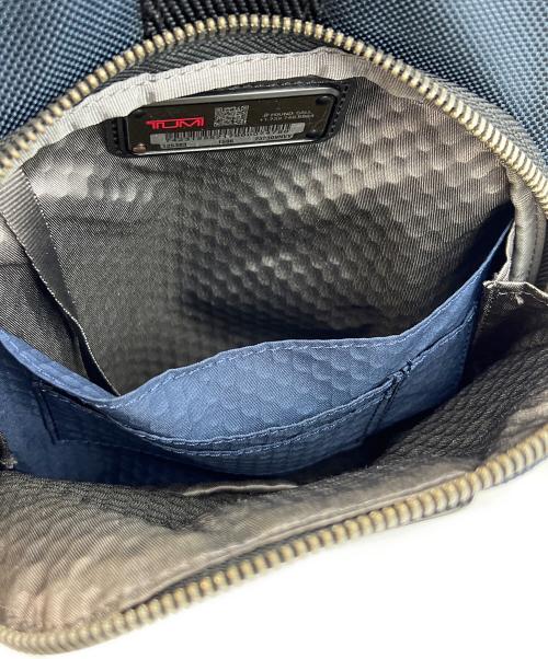TUMI（トゥミ）TUMI (トゥミ) ショルダーバッグ ALPHA BRAVO ネイビー×ブラックの古着・服飾アイテム