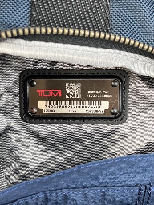 TUMI（トゥミ）TUMI (トゥミ) ショルダーバッグ ALPHA BRAVO ネイビー×ブラックの古着・服飾アイテム