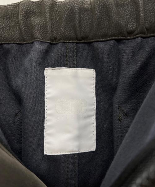 ONE GRAVITY（ワングラヴィティ）ONE GRAVITY (ワングラヴィティ) トラックパンツ ブラウン サイズ:M 未使用品の古着・服飾アイテム