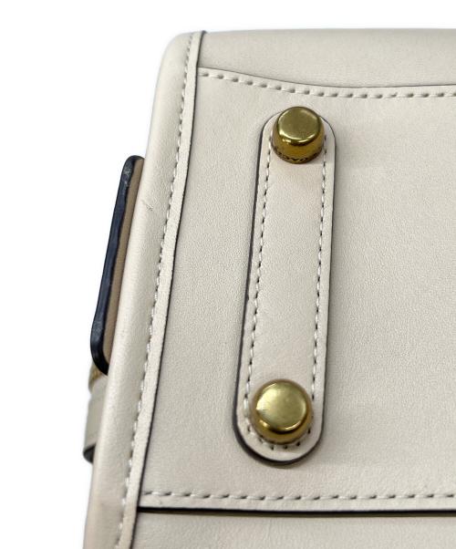 COACH（コーチ）COACH (コーチ) tom wesselmann (トム・ウェッセルマン) ショルダーバッグ Rogue 25 ベージュ×レッドの古着・服飾アイテム