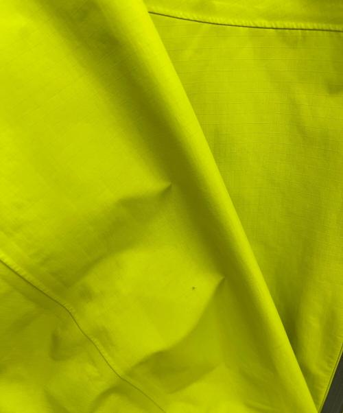 ARC'TERYX（アークテリクス）ARC'TERYX (アークテリクス) BETA SL JACKET イエロー サイズ:Sの古着・服飾アイテム