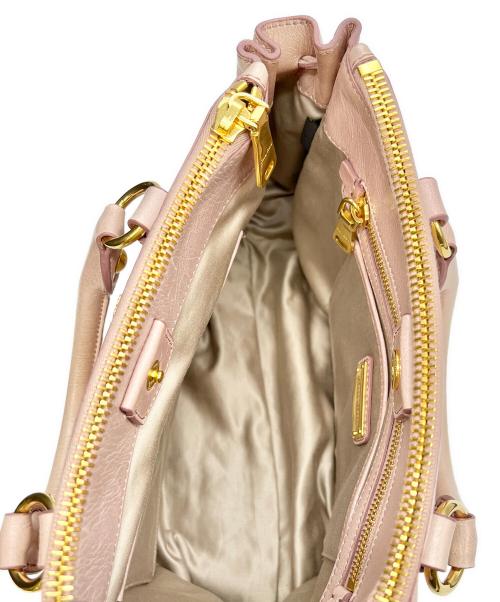 MIU MIU（ミュウミュウ）MIU MIU (ミュウミュウ) VITELLO SHINE ピンクの古着・服飾アイテム