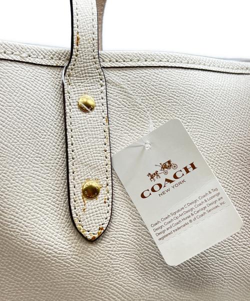 COACH（コーチ）COACH (コーチ) シティ ジップ トート ホワイトの古着・服飾アイテム
