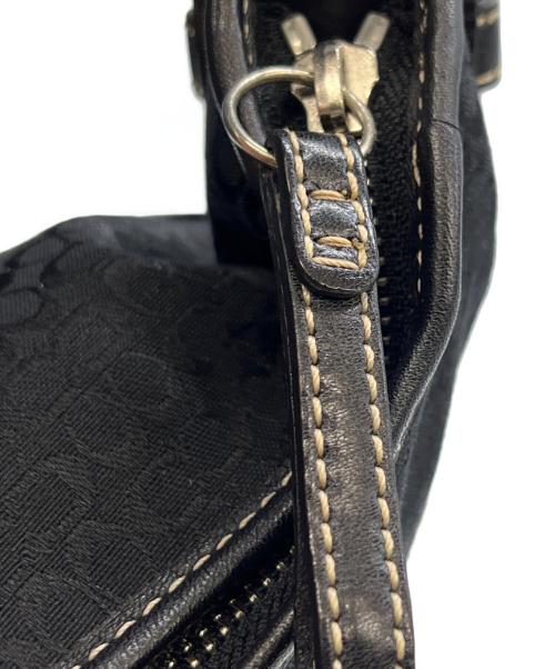 COACH（コーチ）COACH (コーチ) ワンショルダーバッグ シグネチャー ハーフムーン ブラックの古着・服飾アイテム