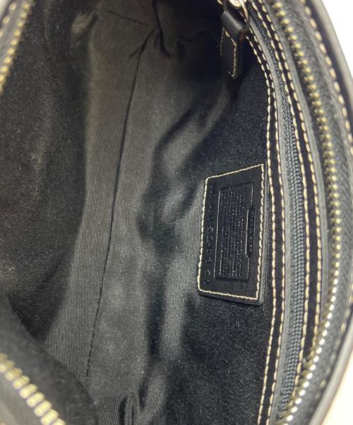 COACH（コーチ）COACH (コーチ) ワンショルダーバッグ シグネチャー ハーフムーン ブラックの古着・服飾アイテム