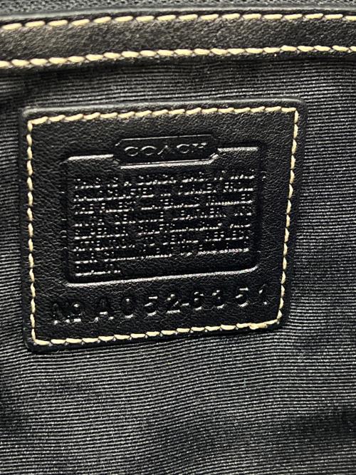 COACH（コーチ）COACH (コーチ) ワンショルダーバッグ シグネチャー ハーフムーン ブラックの古着・服飾アイテム