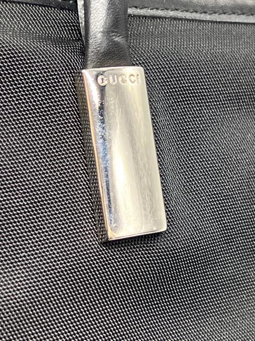 GUCCI（グッチ）GUCCI (グッチ) ハンドバッグ ブラックの古着・服飾アイテム