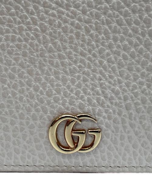 GUCCI（グッチ）GUCCI (グッチ) チェーンショルダーバッグ アイボリーの古着・服飾アイテム
