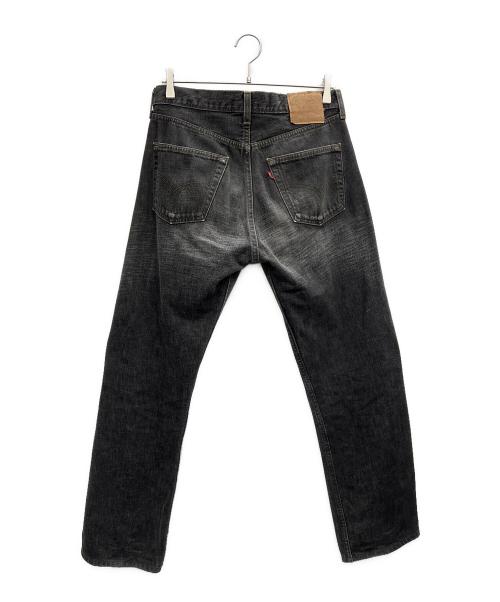 LEVI'S（リーバイス）LEVI'S (リーバイス) 501 Black 先染め 2001年製 グレー サイズ:32の古着・服飾アイテム